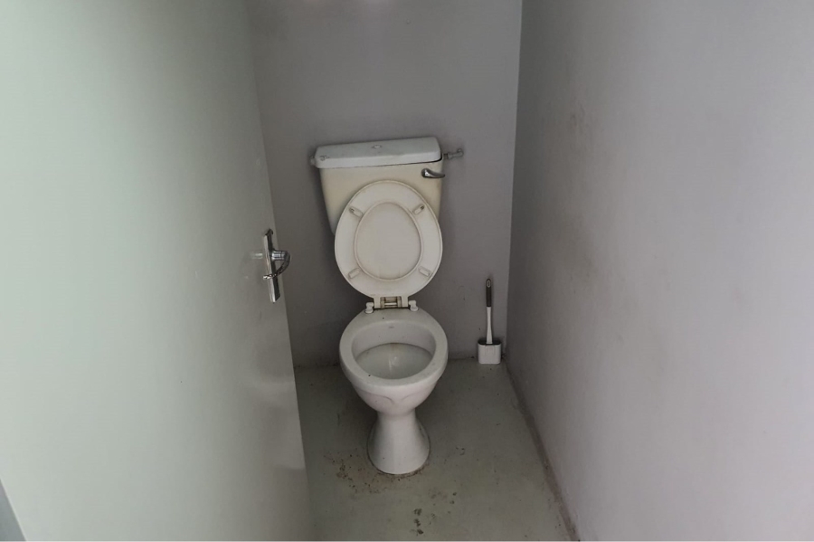 To Let commercial Property for Rent in Sidwell Eastern Cape